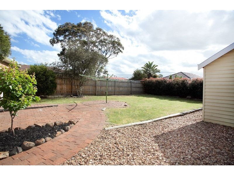 7 Field Street, Craigieburn VIC 3064
