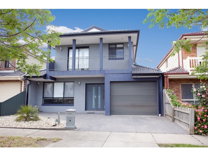 6 Paroo Avenue, Roxburgh Park VIC 3064