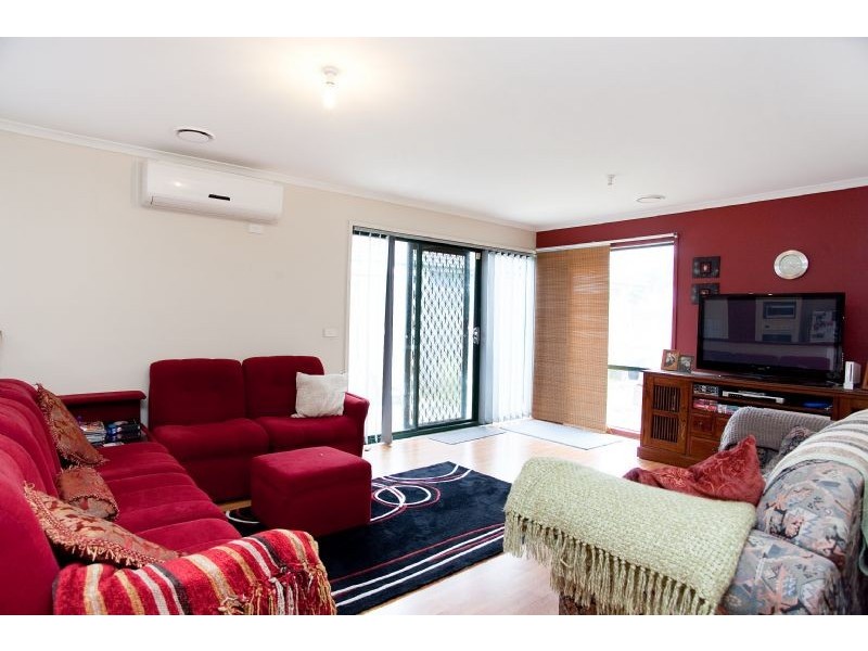 18 Thurmand Court, Roxburgh Park VIC 3064