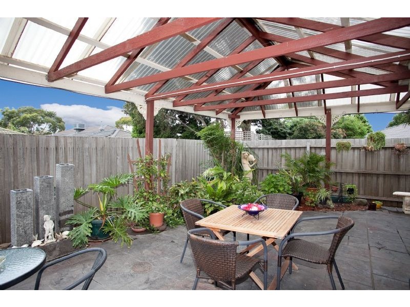 6 Medstead Court, Craigieburn VIC 3064