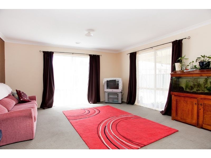 12 Kalorama Street, Greenvale VIC 3059