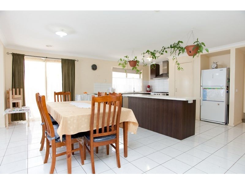 12 Kalorama Street, Greenvale VIC 3059