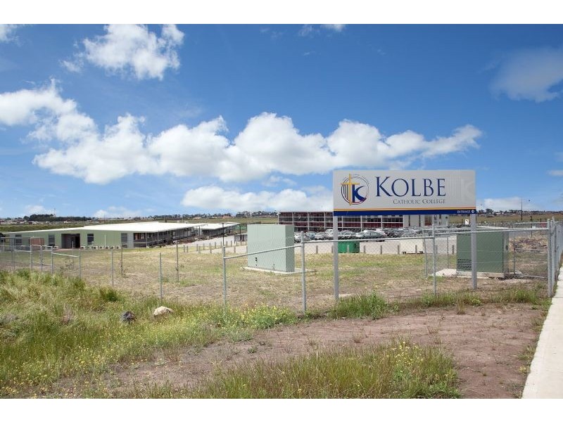 12 Kalorama Street, Greenvale VIC 3059