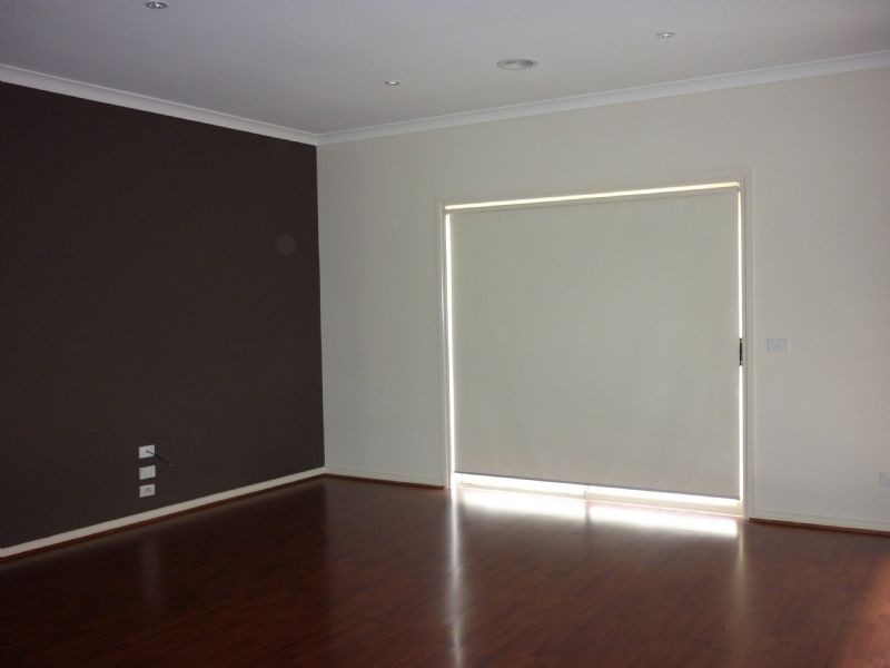 46 Centennial Park Drive, Craigieburn VIC 3064