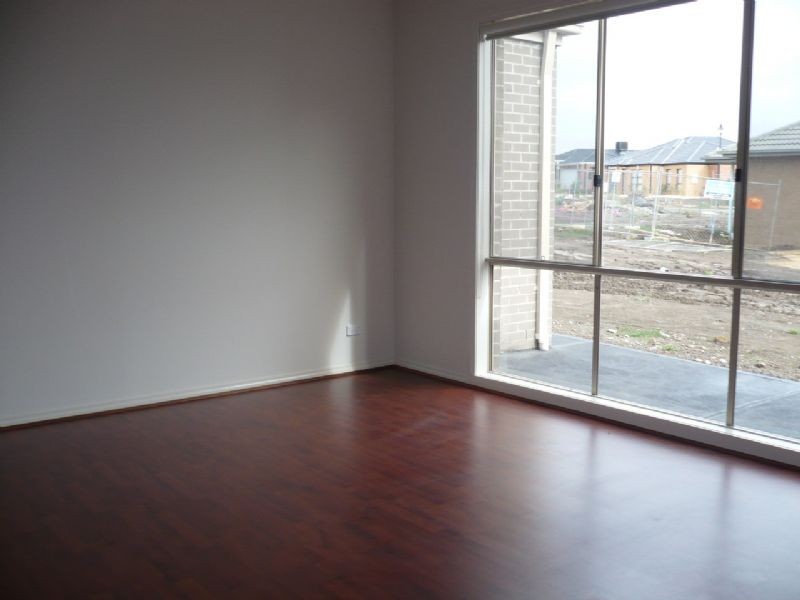 46 Centennial Park Drive, Craigieburn VIC 3064