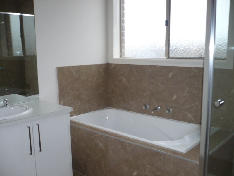 46 Centennial Park Drive, Craigieburn VIC 3064