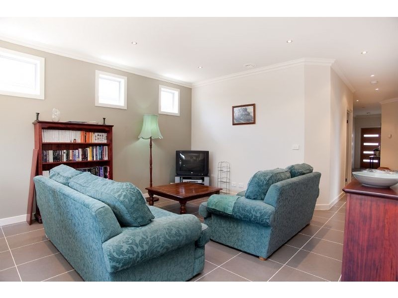 15 Kelway Street, Craigieburn VIC 3064