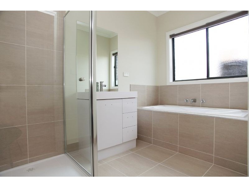 20 Acland Street, Craigieburn VIC 3064