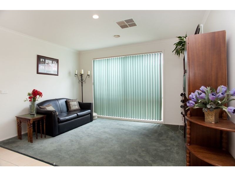 9 William Hovell Pass, Craigieburn VIC 3064