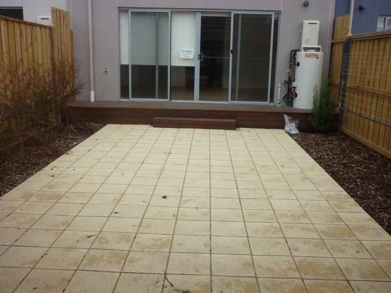 11/8 Moresby Court, Craigieburn VIC 3064