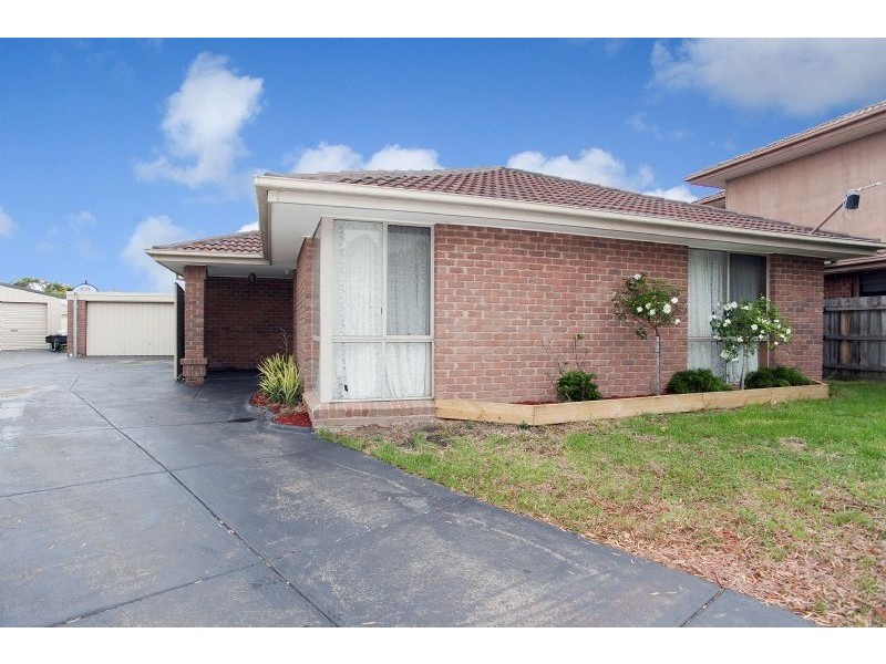 4 Ottery Court, Craigieburn VIC 3064