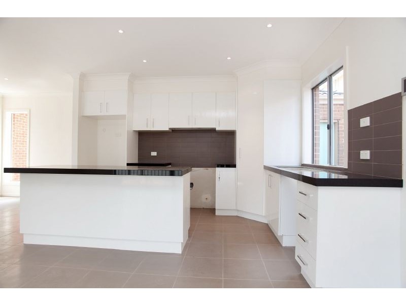 46 Highbury Circuit, Craigieburn VIC 3064