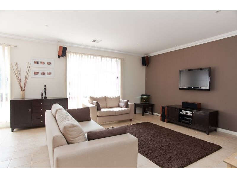 9 Discovery Place, Craigieburn VIC 3064