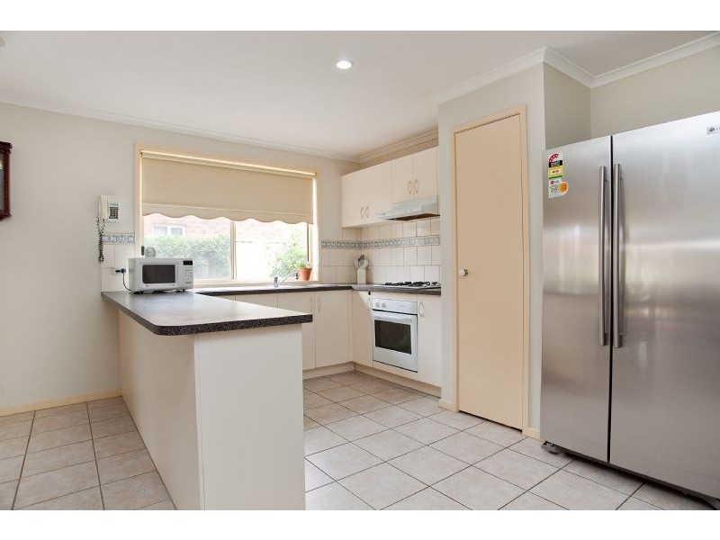 13 Foxglove Lane, Craigieburn VIC 3064