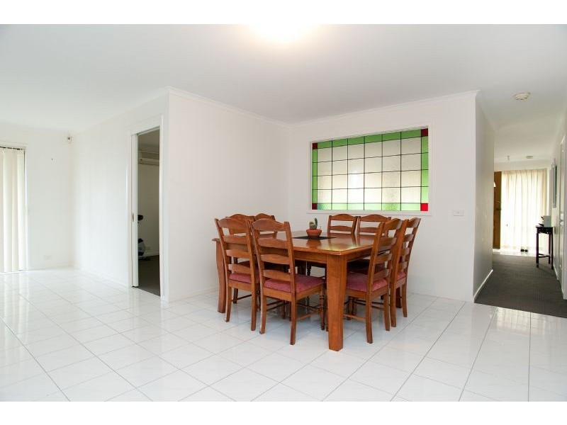 16 Dendy Court, Roxburgh Park VIC 3064