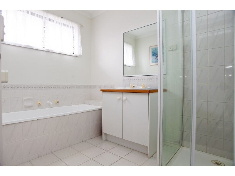 16 Dendy Court, Roxburgh Park VIC 3064