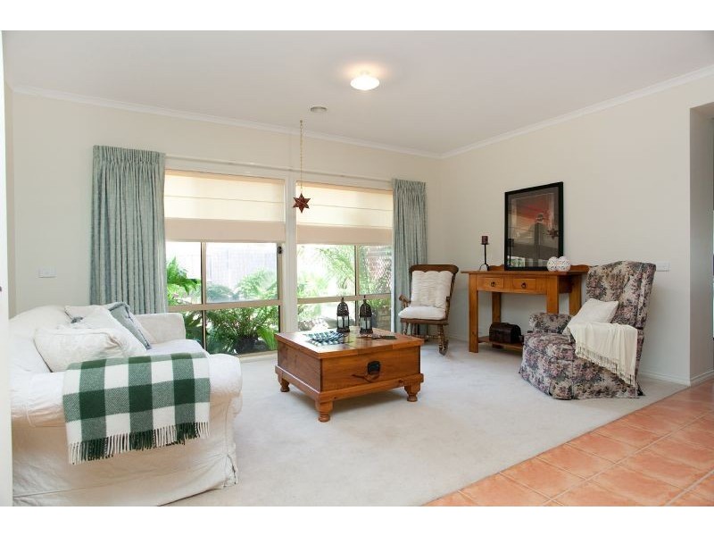3 Amur Avenue, Roxburgh Park VIC 3064