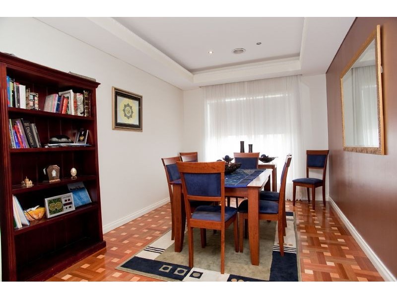 65 Lockwood Drive, Roxburgh Park VIC 3064