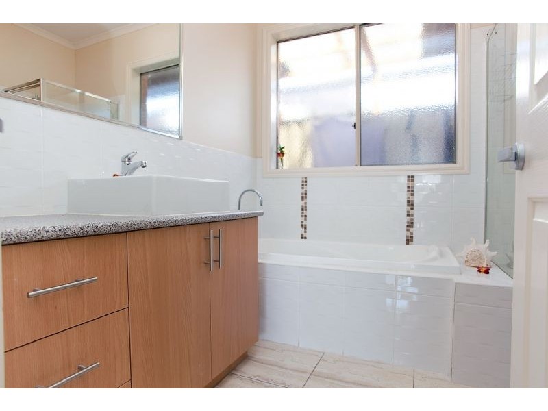 26 Corringa Way, Craigieburn VIC 3064