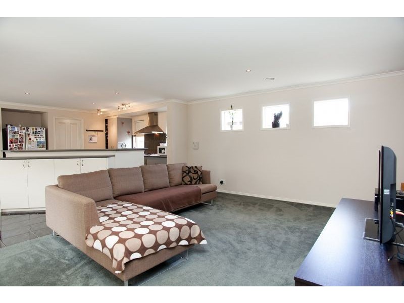 37 Bowral Loop, Craigieburn VIC 3064