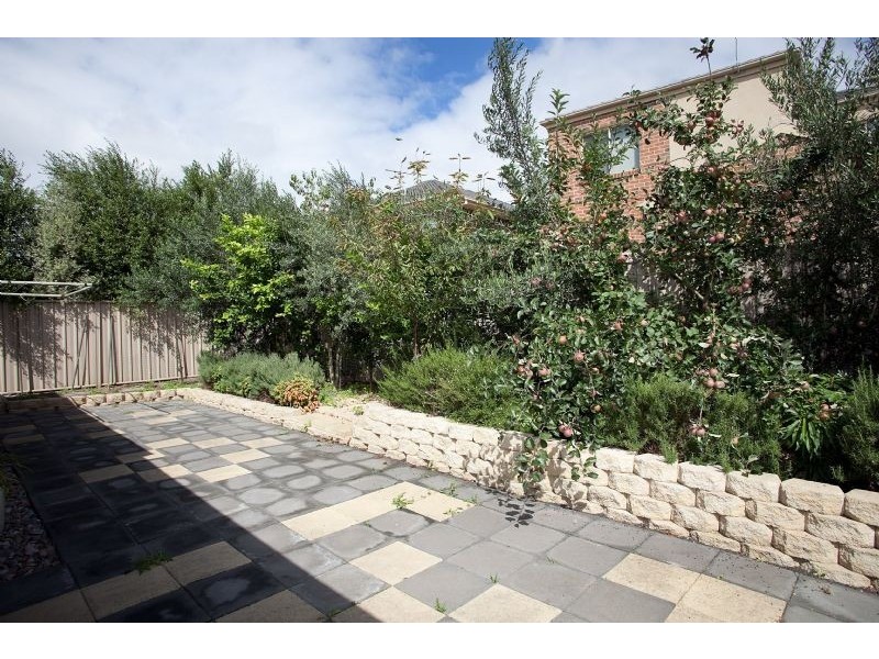 37 Bowral Loop, Craigieburn VIC 3064