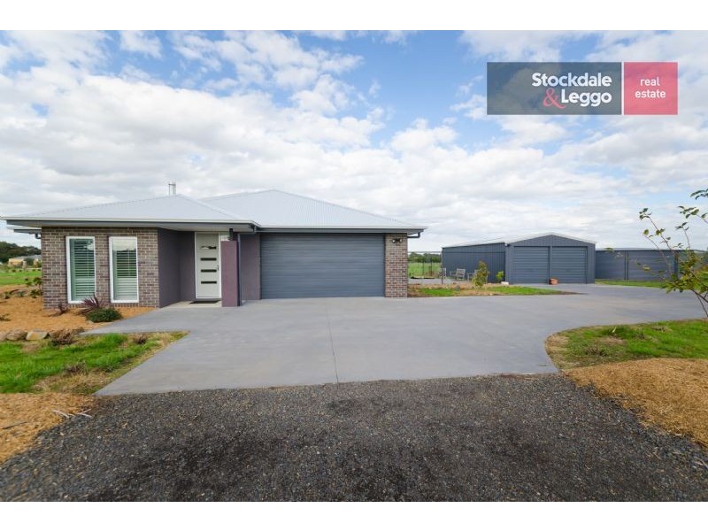 16 Jolly Lane, Mickleham VIC 3064