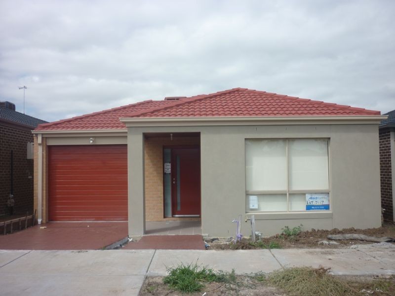 18 Kensley Circuit, Craigieburn VIC 3064