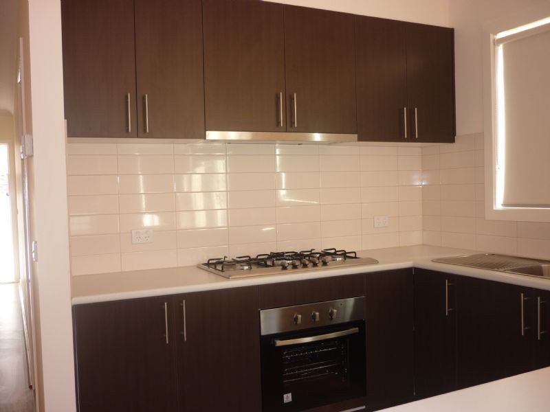 18 Kensley Circuit, Craigieburn VIC 3064