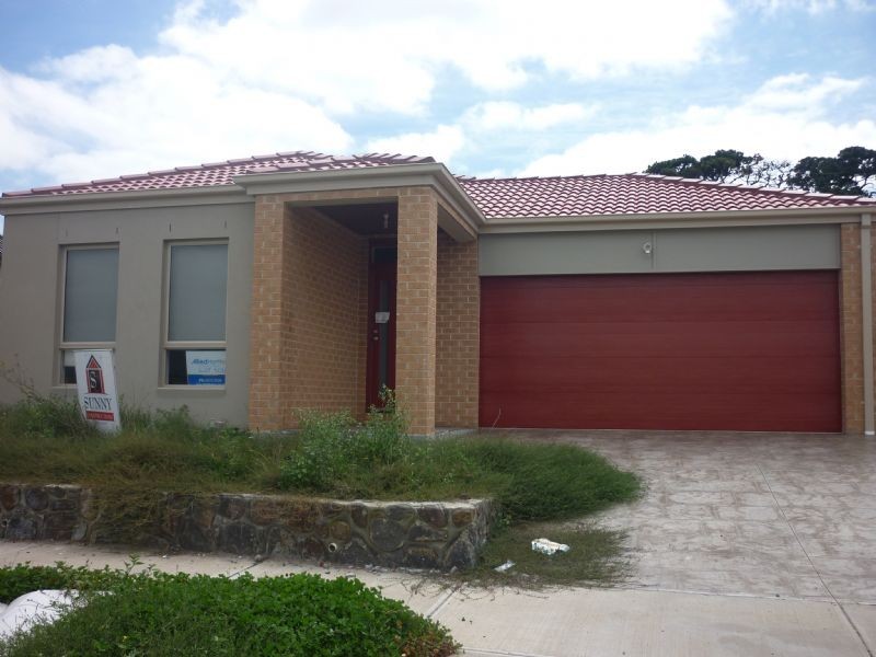 7 Pinnacle Drive, Craigieburn VIC 3064
