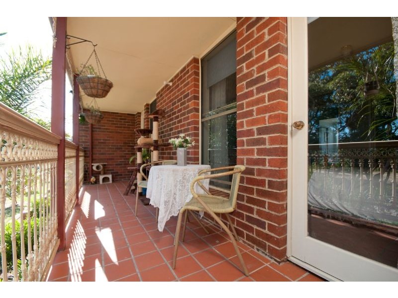 9 Brearley Place, Roxburgh Park VIC 3064