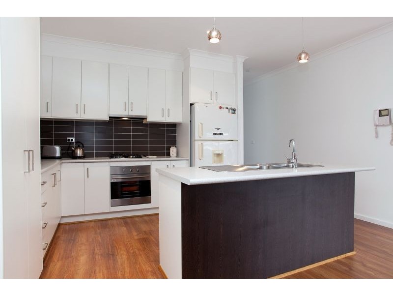 7 Poole Street, Craigieburn VIC 3064