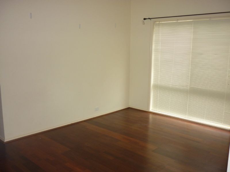 18 Stoneleigh Place, Craigieburn VIC 3064