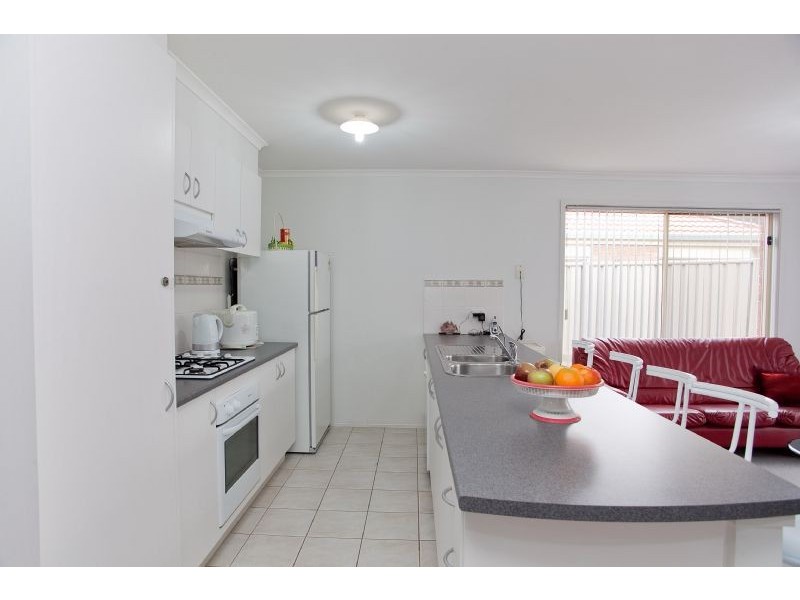 15 Mount Piper Rise, Craigieburn VIC 3064