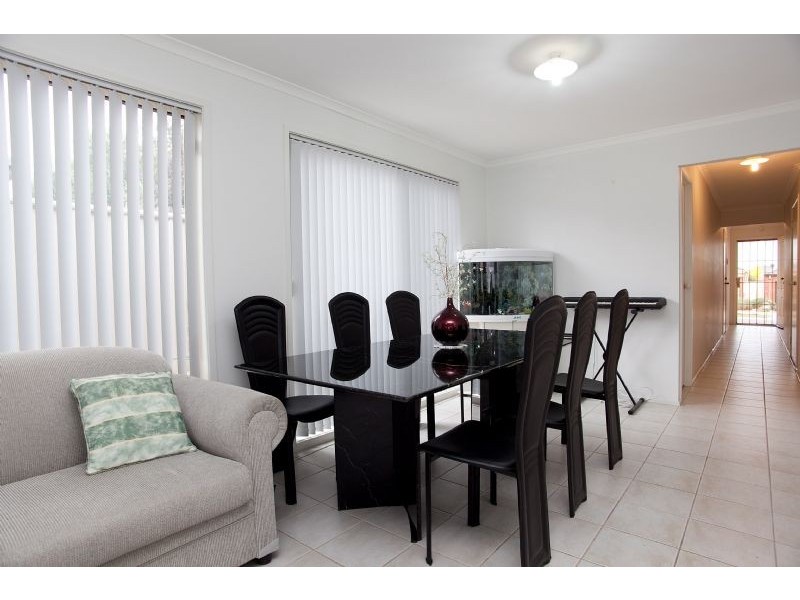 15 Mount Piper Rise, Craigieburn VIC 3064