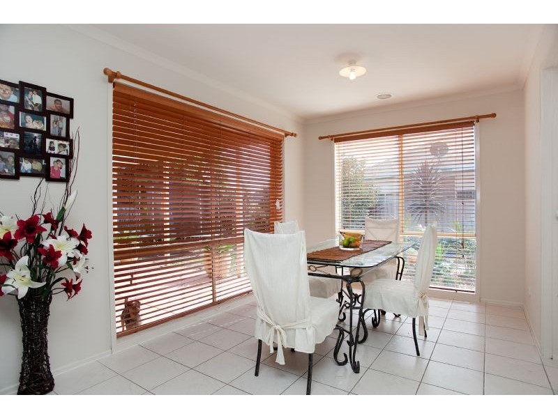 3 Parkstone View, Craigieburn VIC 3064