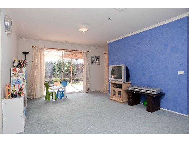 3 Parkstone View, Craigieburn VIC 3064
