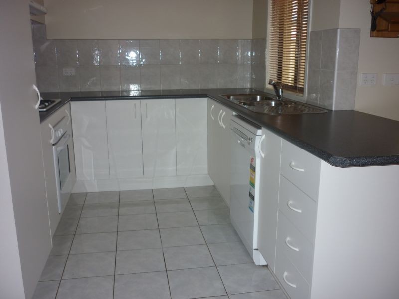 36 Jacaranda Place, Craigieburn VIC 3064