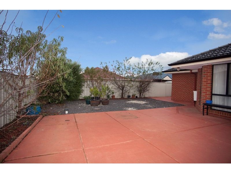 3 Meadowbank Court, Craigieburn VIC 3064