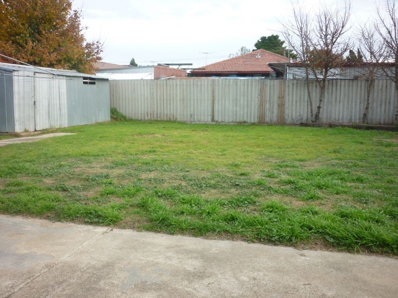 7 Rossdale Street, Craigieburn VIC 3064