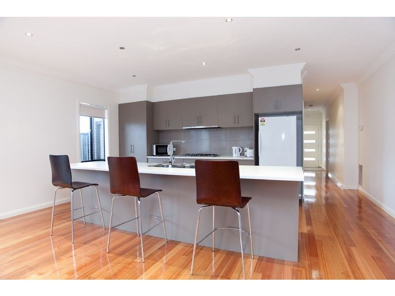 21 Midland Way, Craigieburn VIC 3064