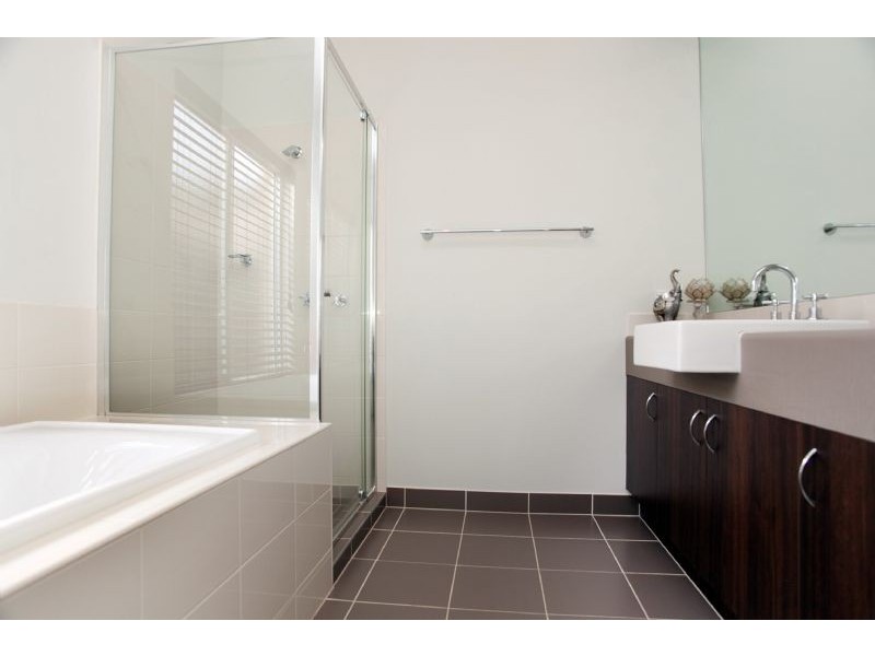 22 Wattletree Street, Craigieburn VIC 3064