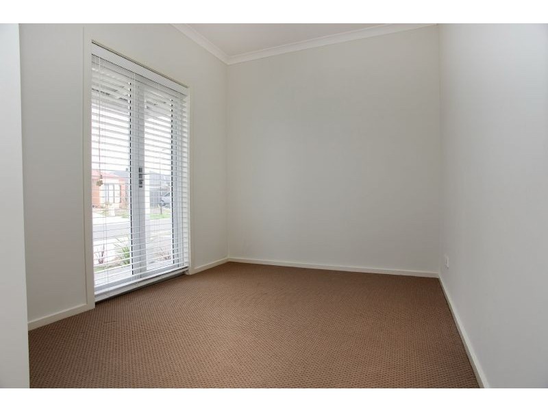 22 Wattletree Street, Craigieburn VIC 3064