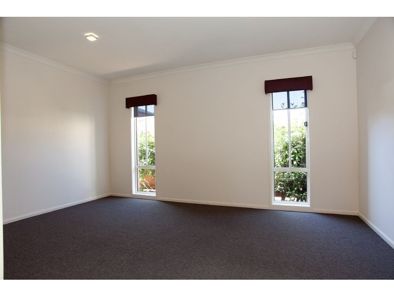 43 Princes Circuit, Craigieburn VIC 3064