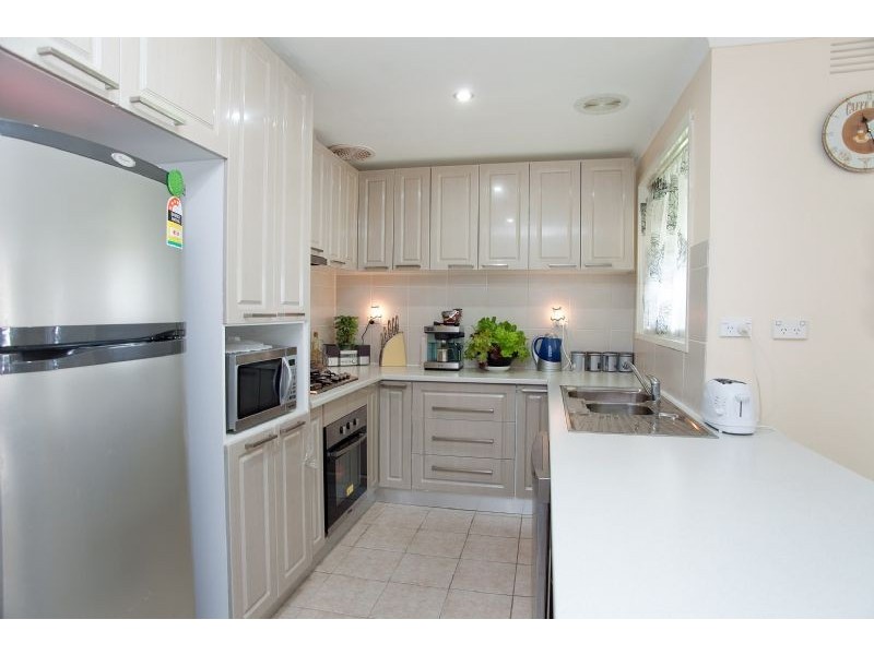 14 Bowes Place, Craigieburn VIC 3064