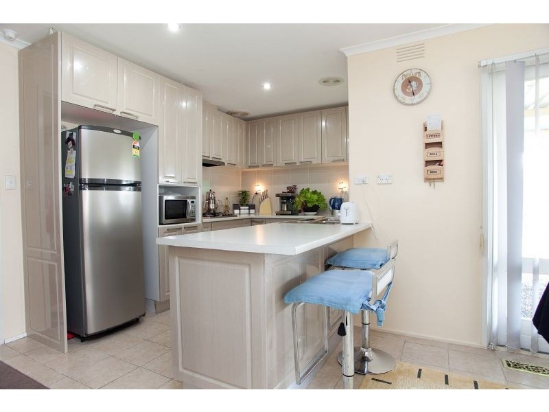 14 Bowes Place, Craigieburn VIC 3064