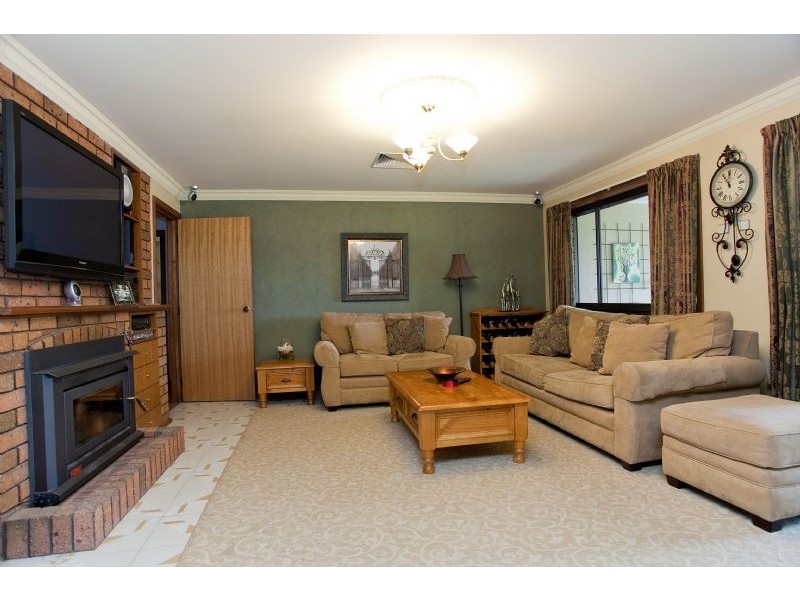 25 Hardy Avenue, Craigieburn VIC 3064