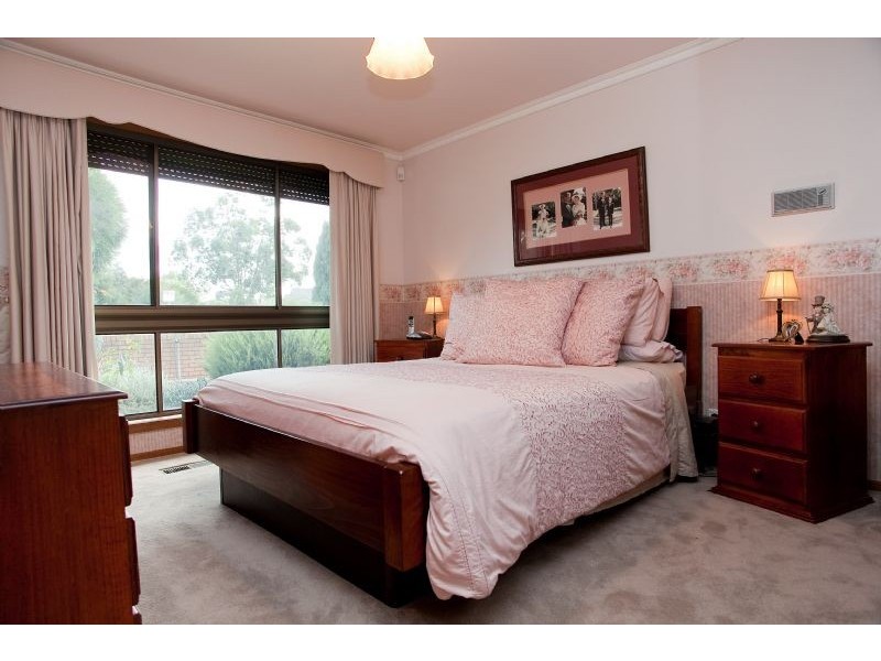 25 Hardy Avenue, Craigieburn VIC 3064