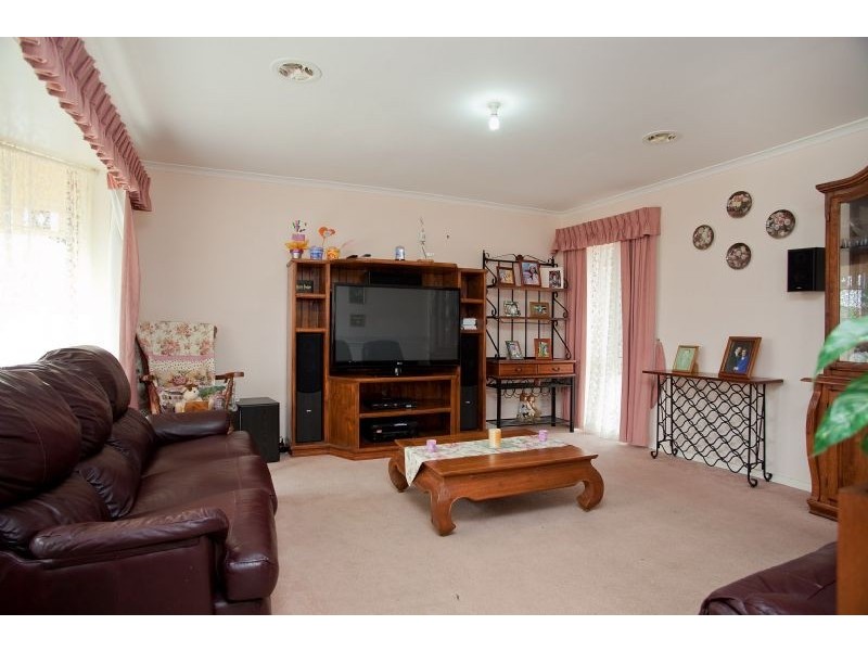 129 Hothlyn Drive, Craigieburn VIC 3064