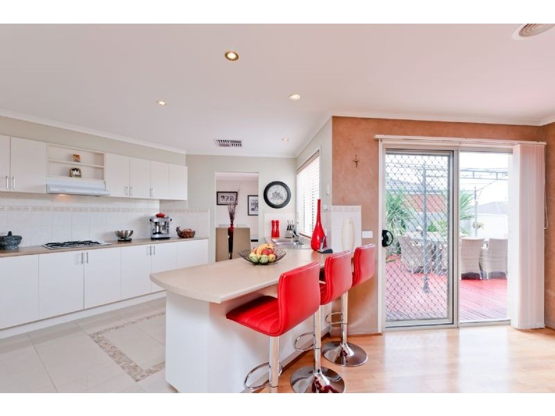 41 Emerald Circuit, Craigieburn VIC 3064