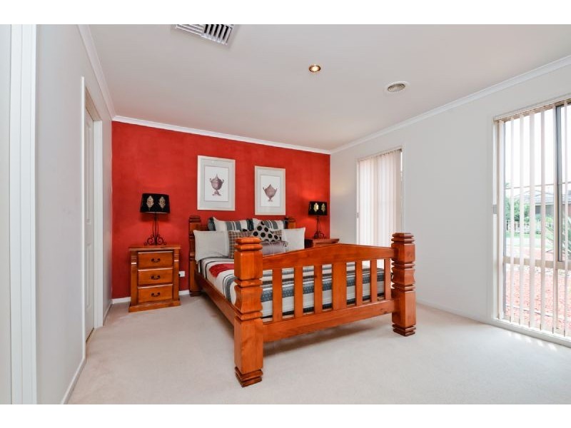 41 Emerald Circuit, Craigieburn VIC 3064